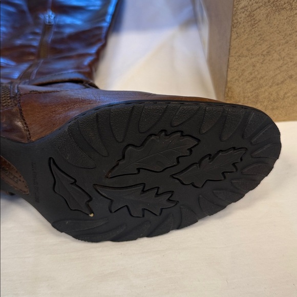 BORN Susanne Brown Leather Harness Tall Boots 7.5 - Picture 6 of 8